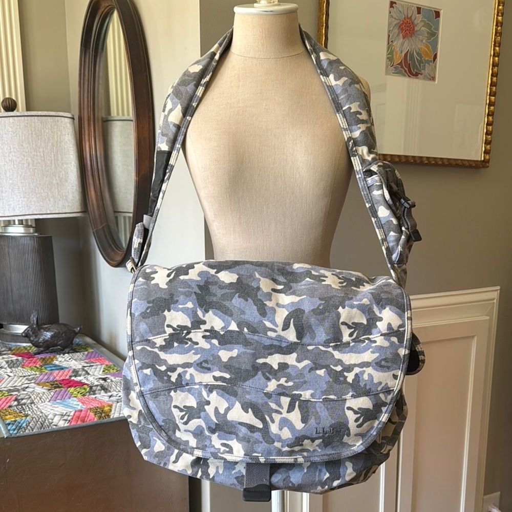 L.L.Bean Gray Messenger Travel Bag with Camouflage Design